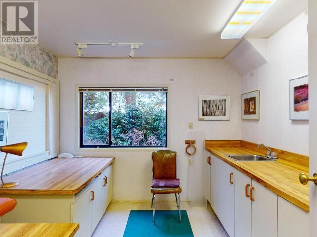 Property at 7108 KEMANO STREET image 3