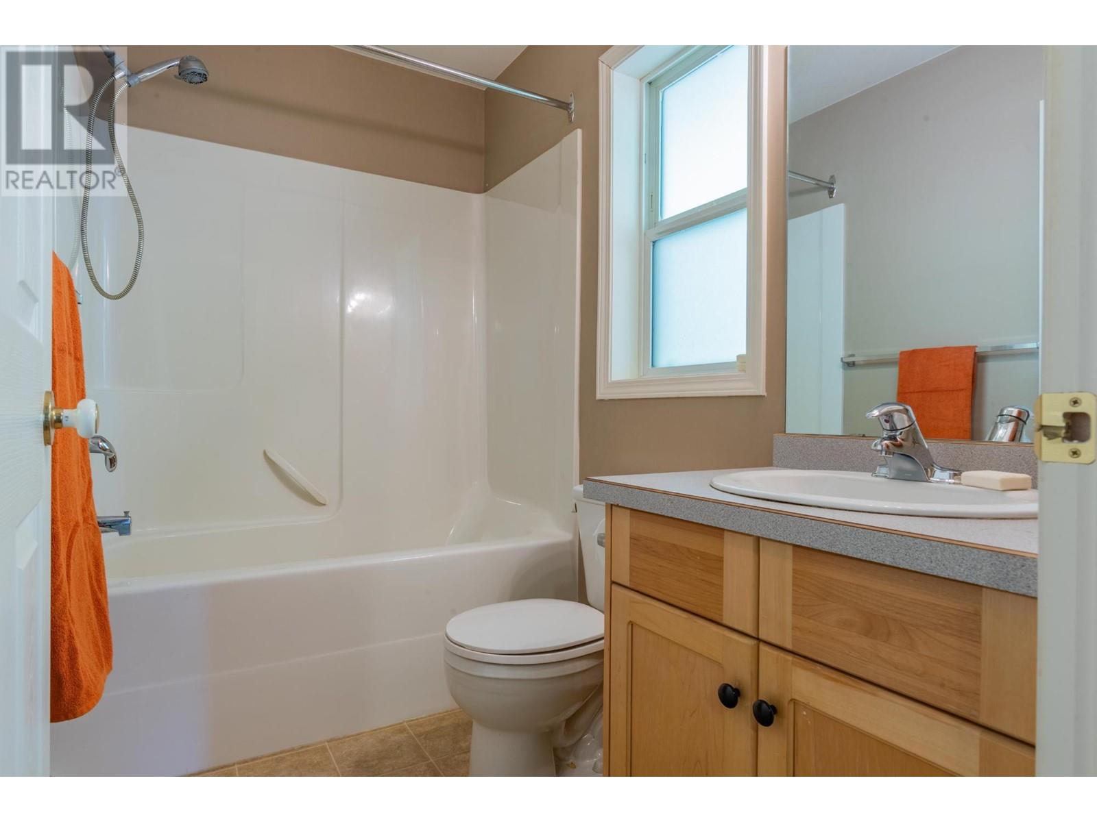 3301 Laburnum Drive, Trail, British Columbia  V1R 2S8 - Photo 26 - 10347459