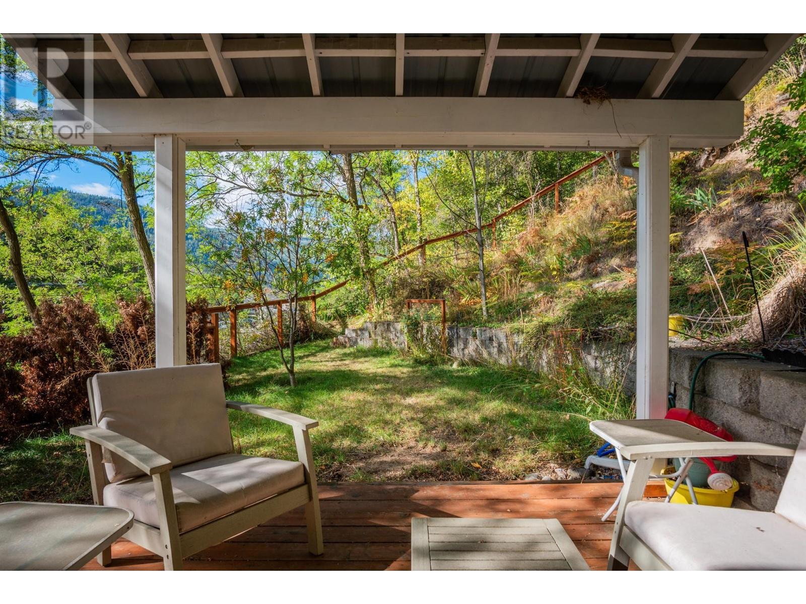 3301 Laburnum Drive, Trail, British Columbia  V1R 2S8 - Photo 47 - 10347459