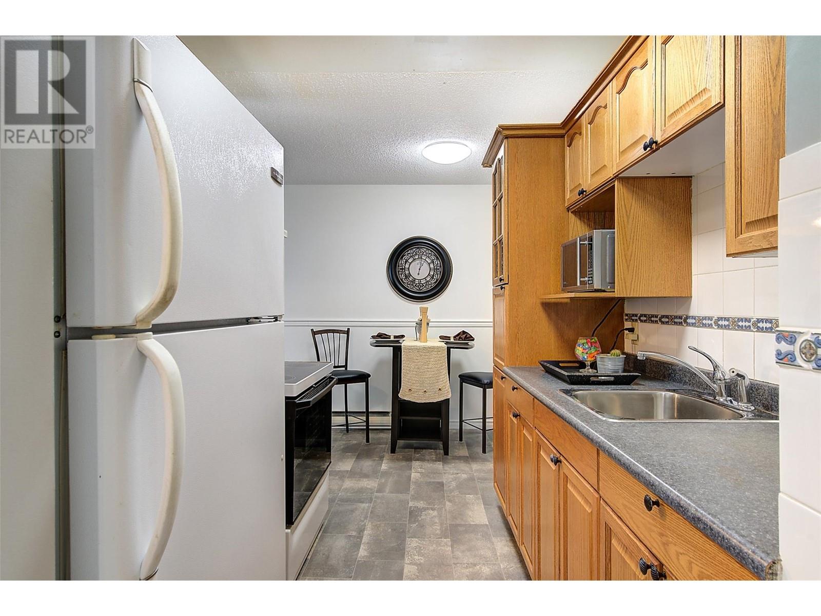 495 All Star Court Unit# 238, Kelowna, British Columbia  V1X 5N7 - Photo 8 - 10347247