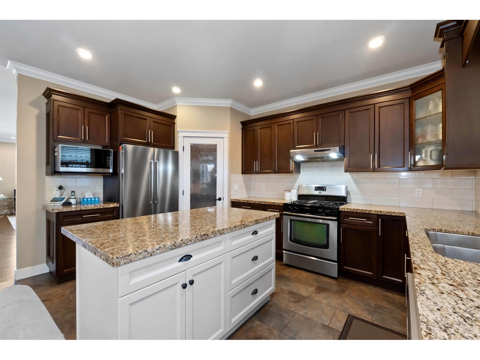 14772 61a Avenue, Surrey, British Columbia  V3S 7Z5 - Photo 11 - R3001527
