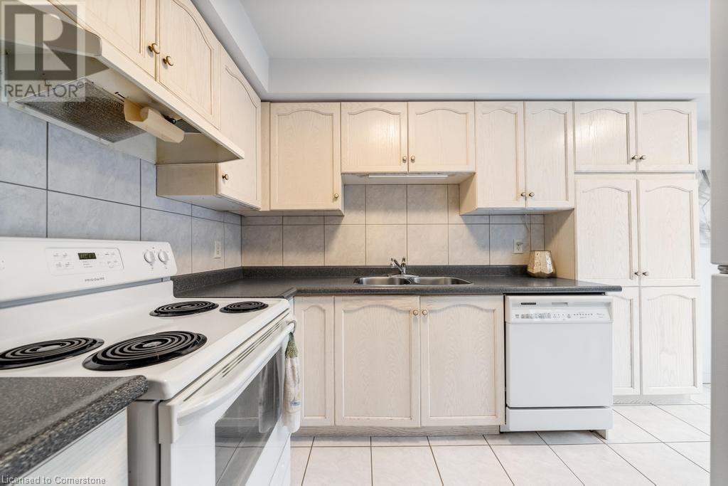 4050 Kryzan Drive, Burlington, Ontario  L7M 4S4 - Photo 16 - 40712102