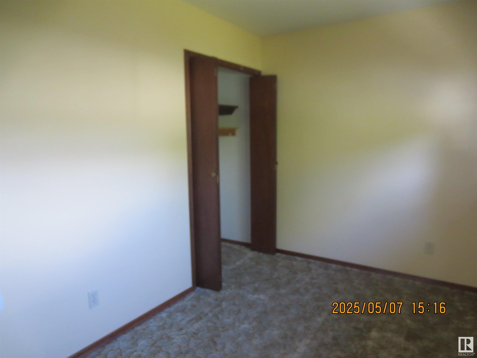 Property at 5106 6 Avenue image 3