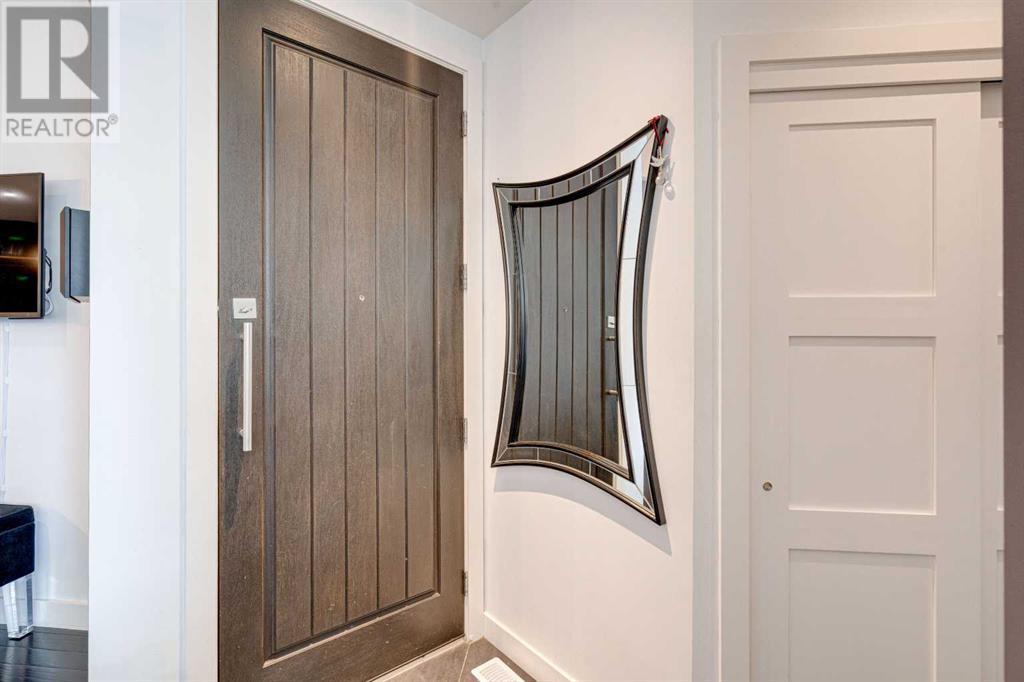 Property at 2, 3702 16 Street SW image 3