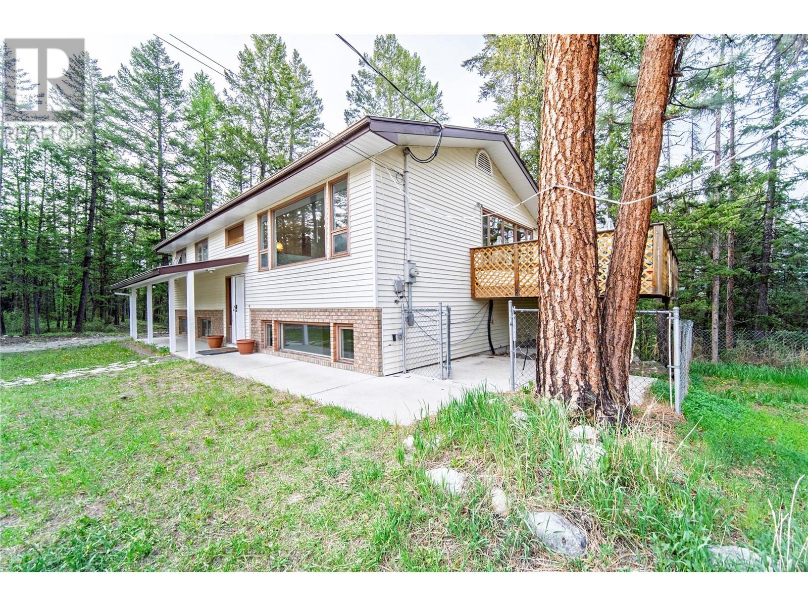 2154 Samuel Cres, Cranbrook, British Columbia  V1C 6T1 - Photo 2 - 10347372