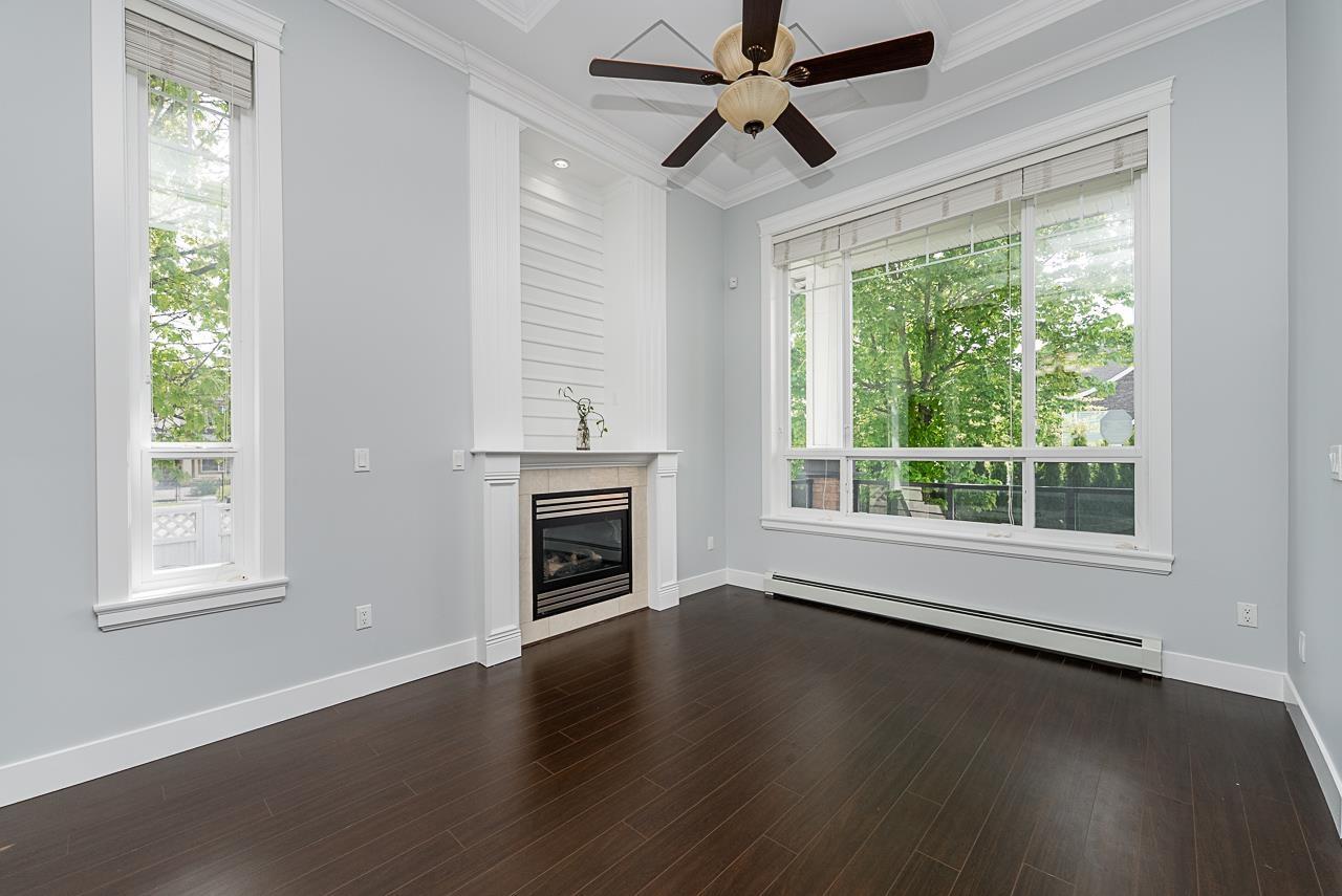 16785 58b Avenue, Surrey, British Columbia  V3S 2K3 - Photo 4 - R3001052