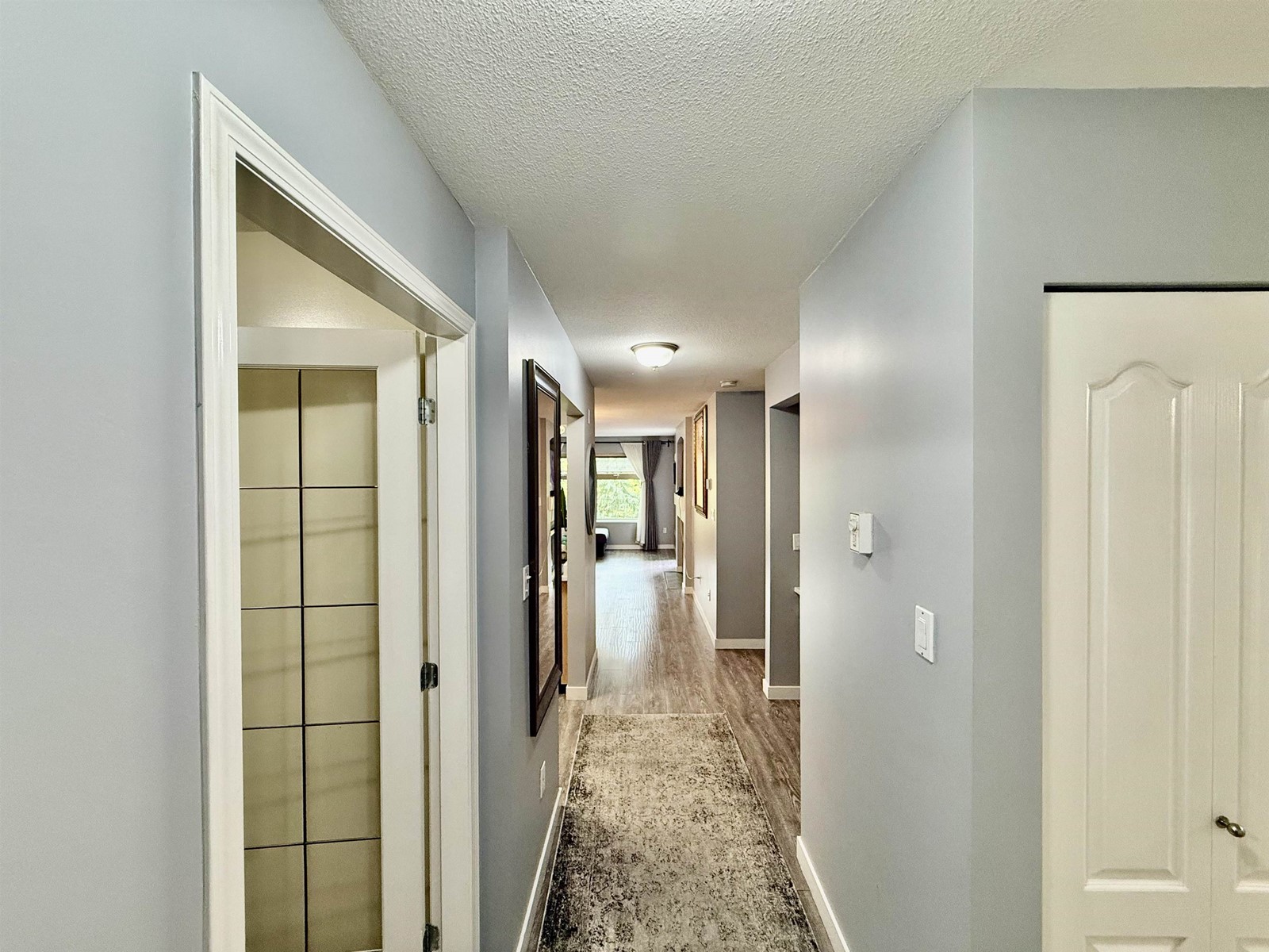 311 15220 Guildford Drive, Surrey, British Columbia  V3R 0Y6 - Photo 3 - R3000656