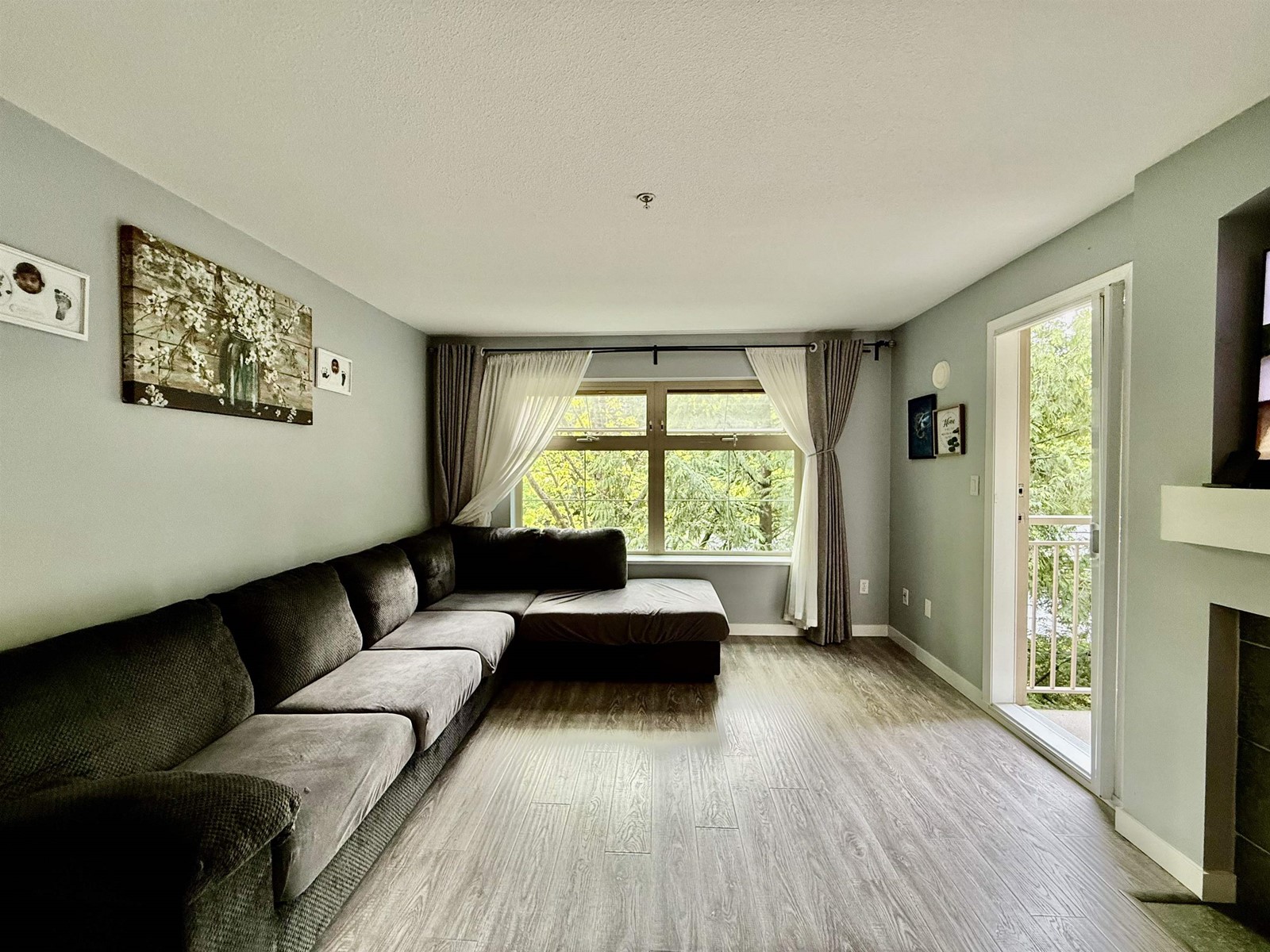 311 15220 Guildford Drive, Surrey, British Columbia  V3R 0Y6 - Photo 9 - R3000656