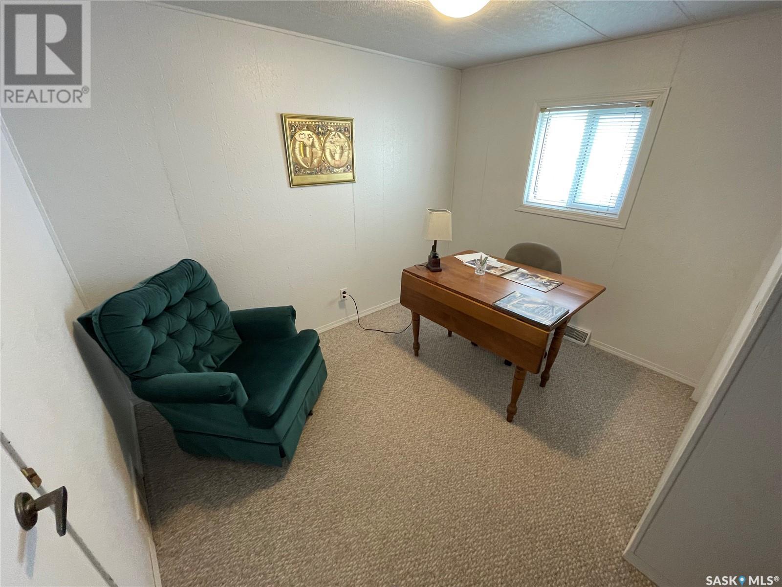 614 2nd Street E, Meadow Lake, Saskatchewan  S9X 1H7 - Photo 11 - SK005451