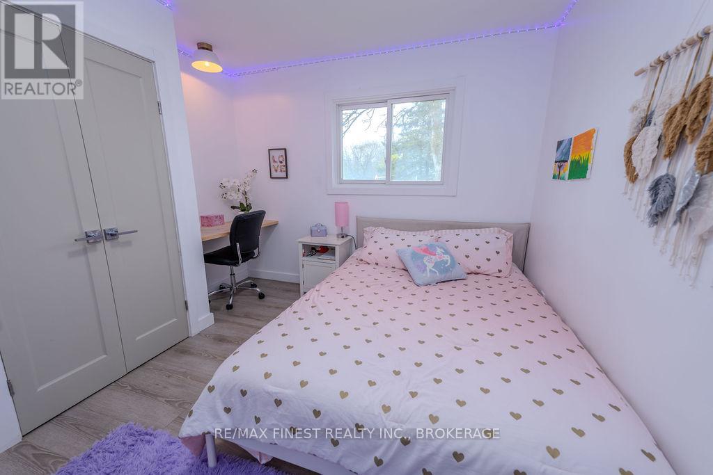1729 Marian Crescent, Kingston (City North Of 401), Ontario  K7L 5H6 - Photo 26 - X12142886