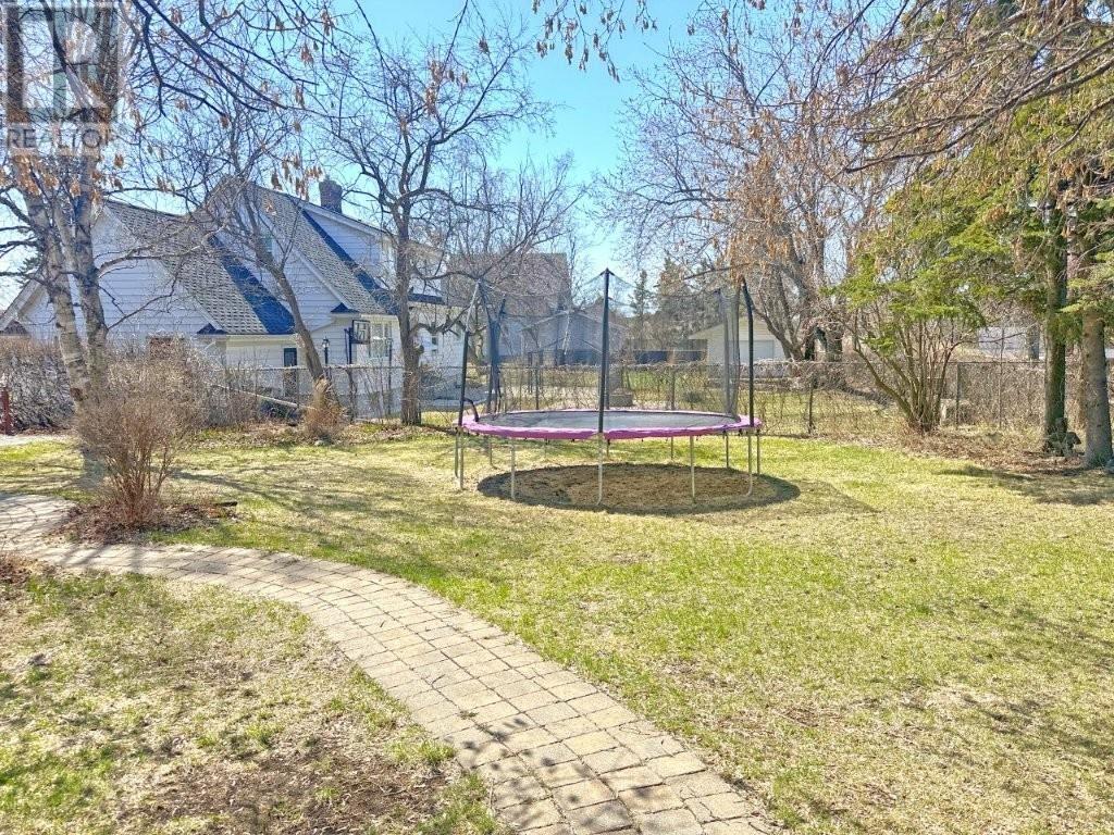 124 Summit Ave, Thunder Bay, Ontario  P7B 3P1 - Photo 48 - TB251013