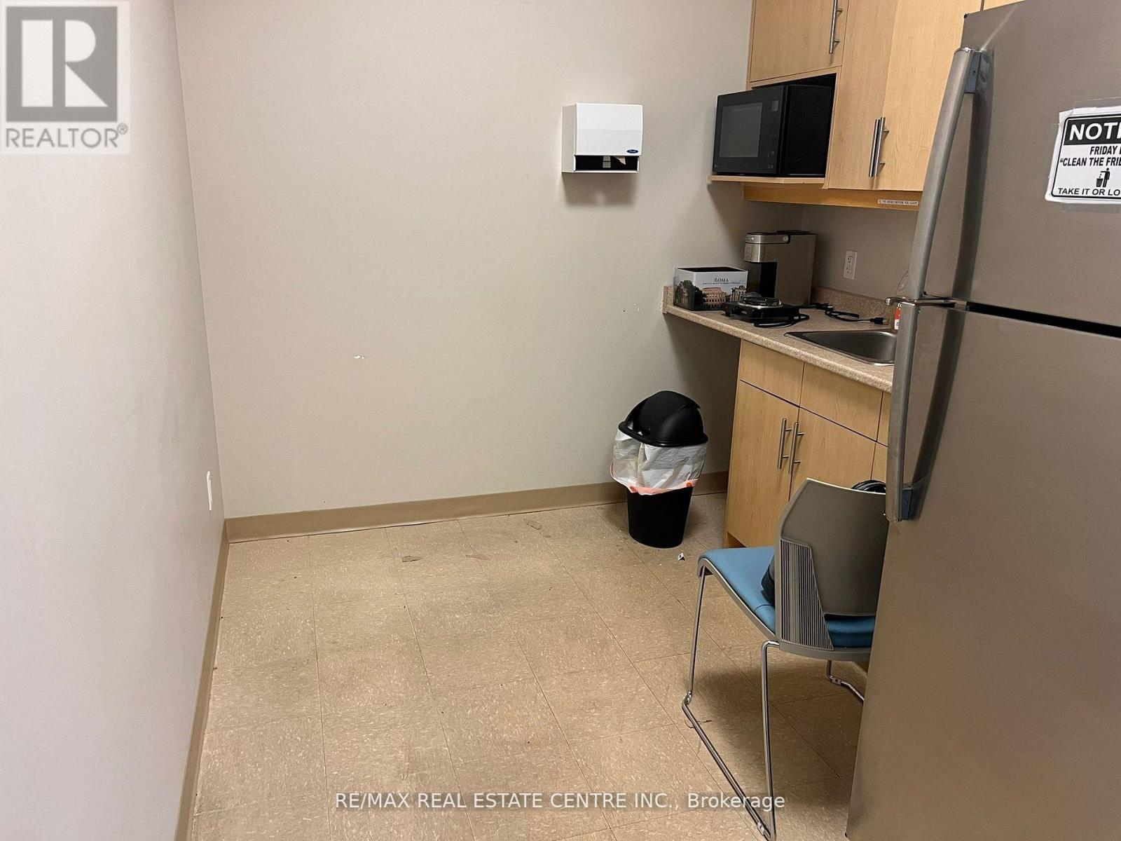 2a - 30 Topflight Drive, Mississauga, Ontario  L5S 0A8 - Photo 12 - W11973756