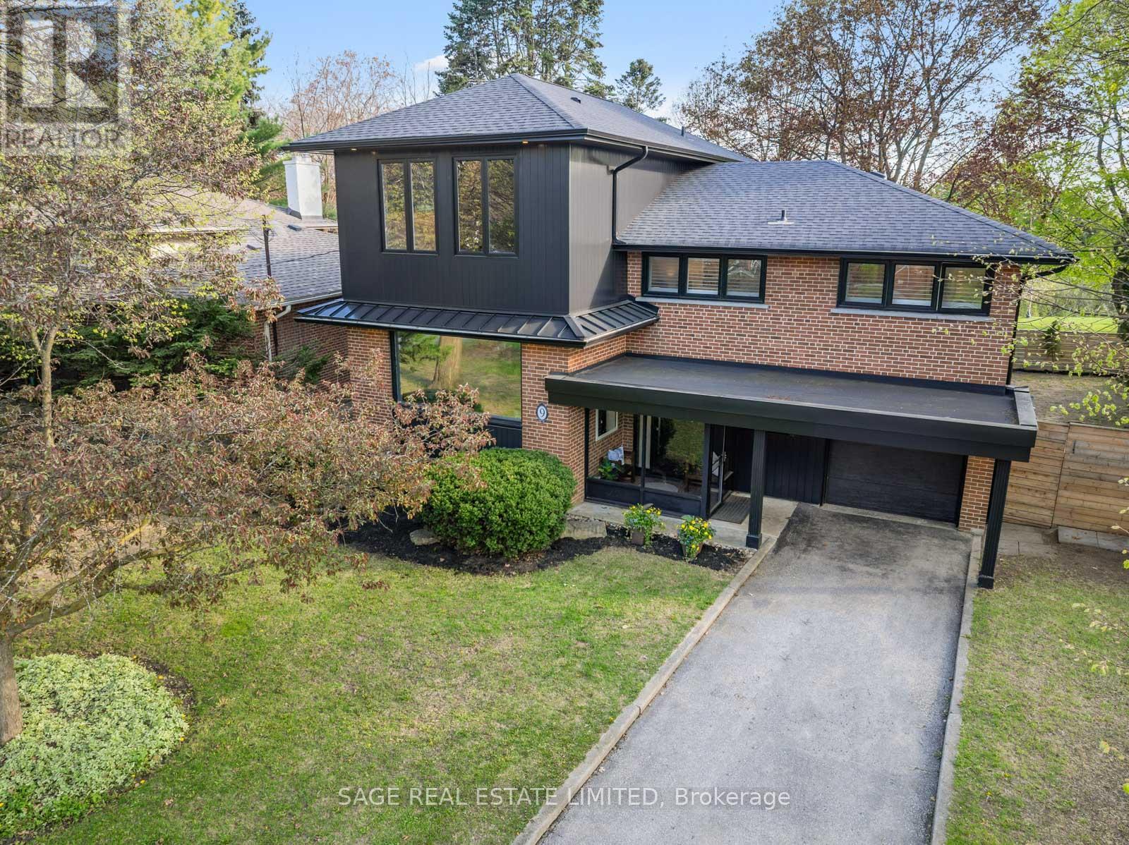 Property at 9 LIONEL HEIGHTS CRESCENT image 3