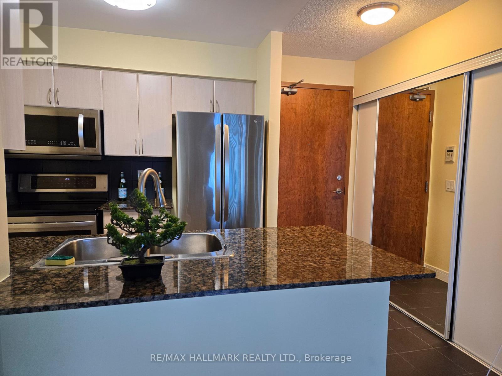 2505 - 35 Bales Avenue, Toronto, Ontario  M2N 7L7 - Photo 4 - C12142690