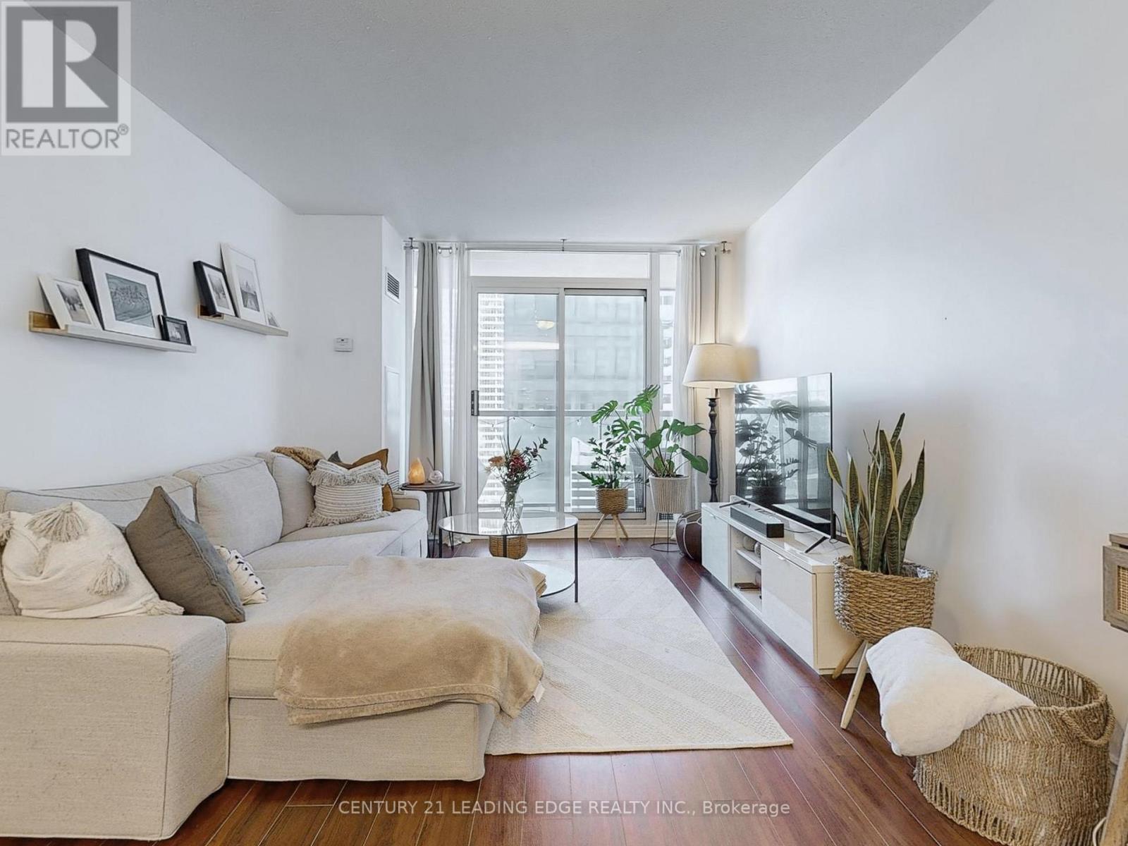3503 - 30 Grand Trunk Crescent, Toronto, Ontario  M5J 3A4 - Photo 10 - C12142747