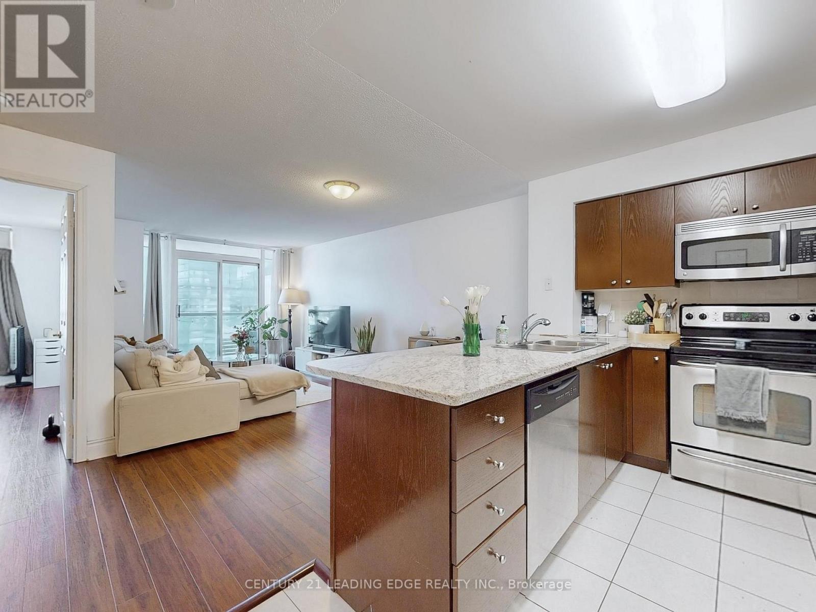 3503 - 30 Grand Trunk Crescent, Toronto, Ontario  M5J 3A4 - Photo 16 - C12142747