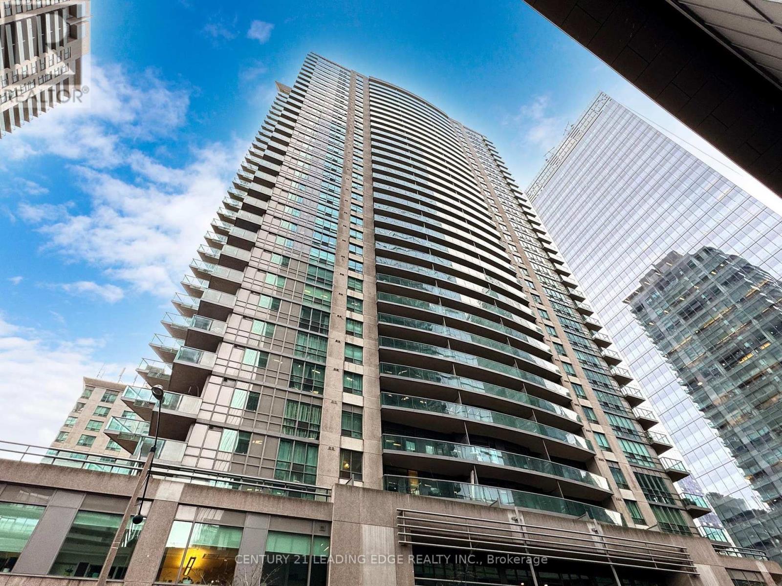 3503 - 30 Grand Trunk Crescent, Toronto, Ontario  M5J 3A4 - Photo 4 - C12142747
