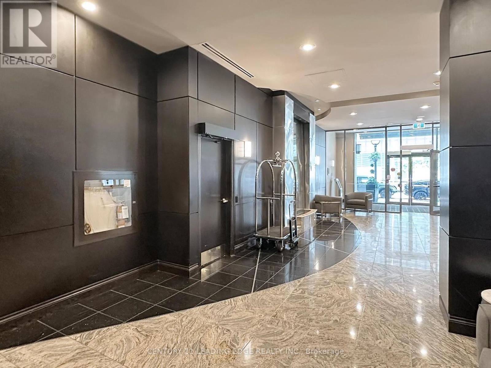 3503 - 30 Grand Trunk Crescent, Toronto, Ontario  M5J 3A4 - Photo 6 - C12142747