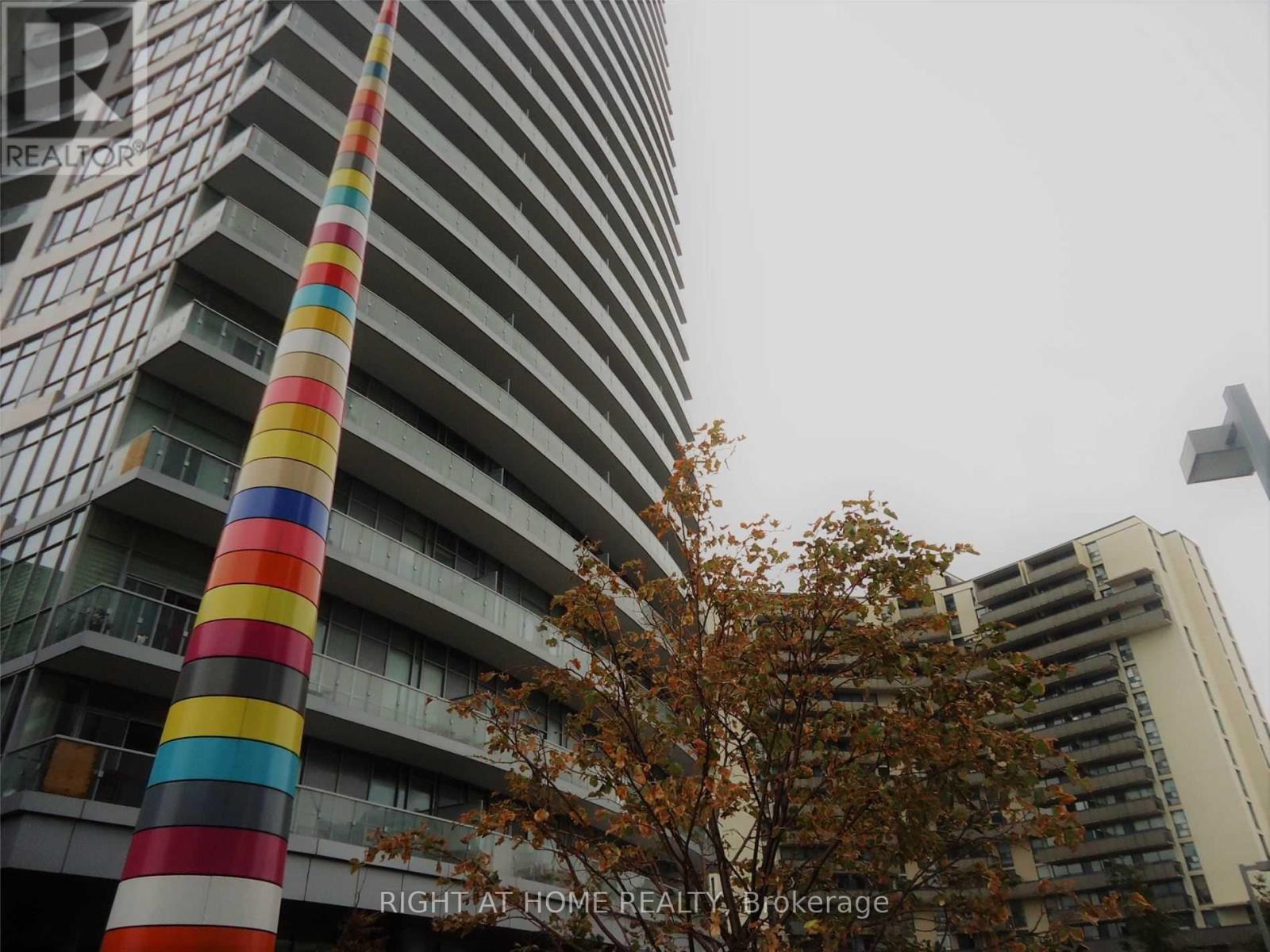 2405 - 70 FOREST MANOR ROAD E, Toronto, Ontario