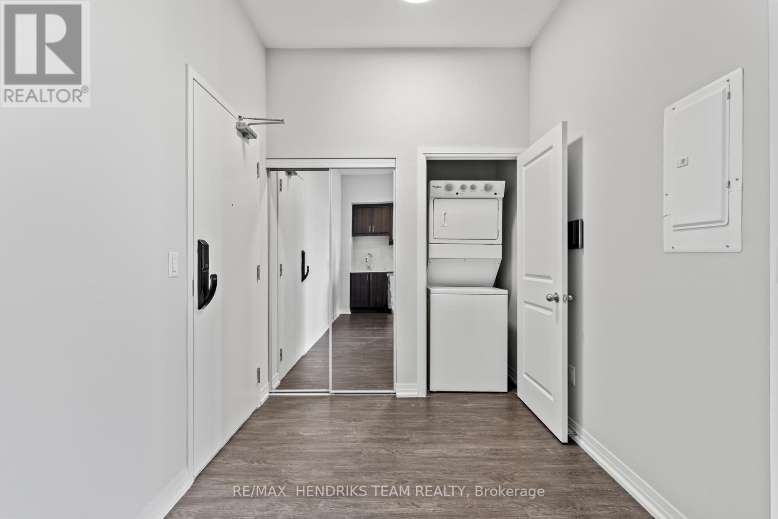 Up19 - 50 Herrick Avenue, St. Catharines (Oakdale), Ontario  L2P 0G3 - Photo 4 - X12142846