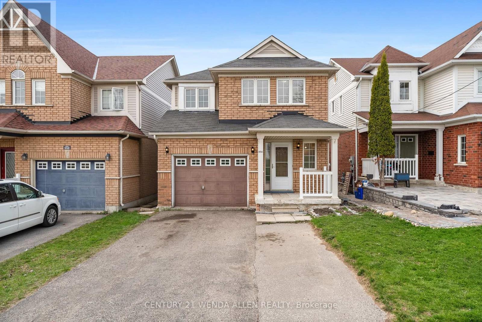 Property at 956 TOWNLINE ROAD S image 1