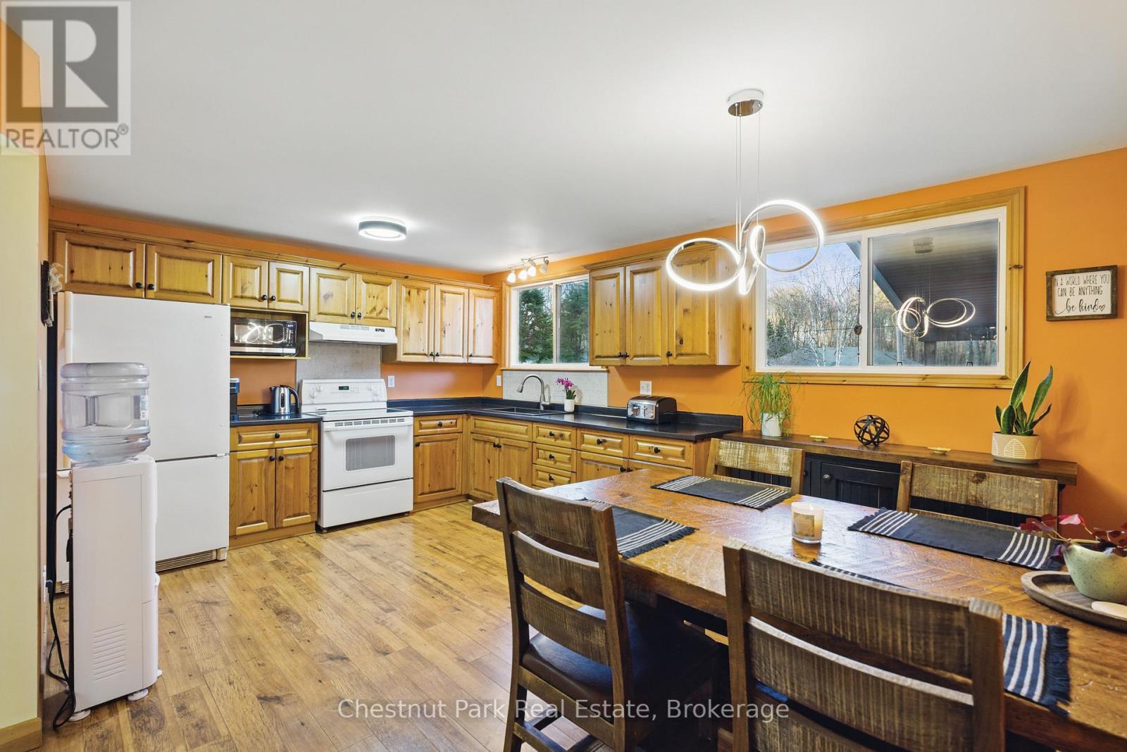 104 Bridgedale Road, Huntsville, Ontario  P0B 1L0 - Photo 19 - X12142771