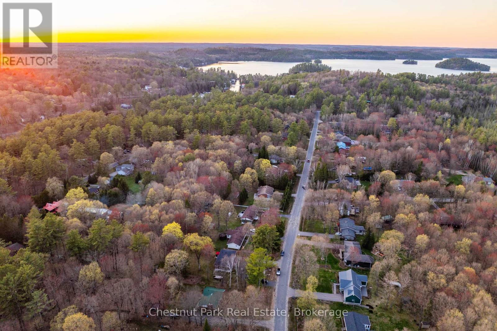 104 Bridgedale Road, Huntsville (Stephenson), Ontario  P0B 1L0 - Photo 37 - X12142771