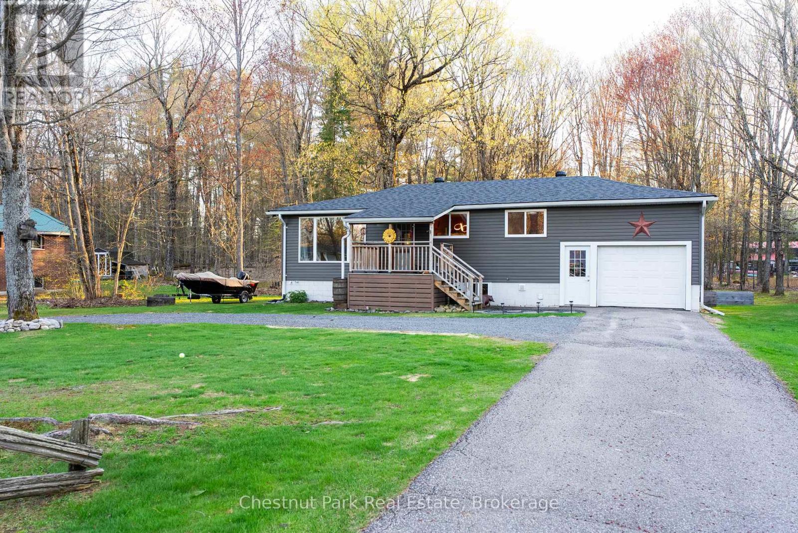 104 Bridgedale Road, Huntsville (Stephenson), Ontario  P0B 1L0 - Photo 7 - X12142771