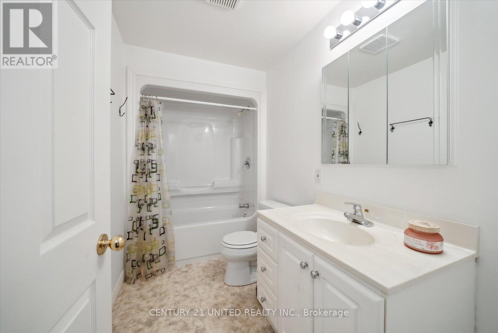 1343 Eagle Crescent, Peterborough West, Ontario  K9K 2K7 - Photo 30 - X12142867