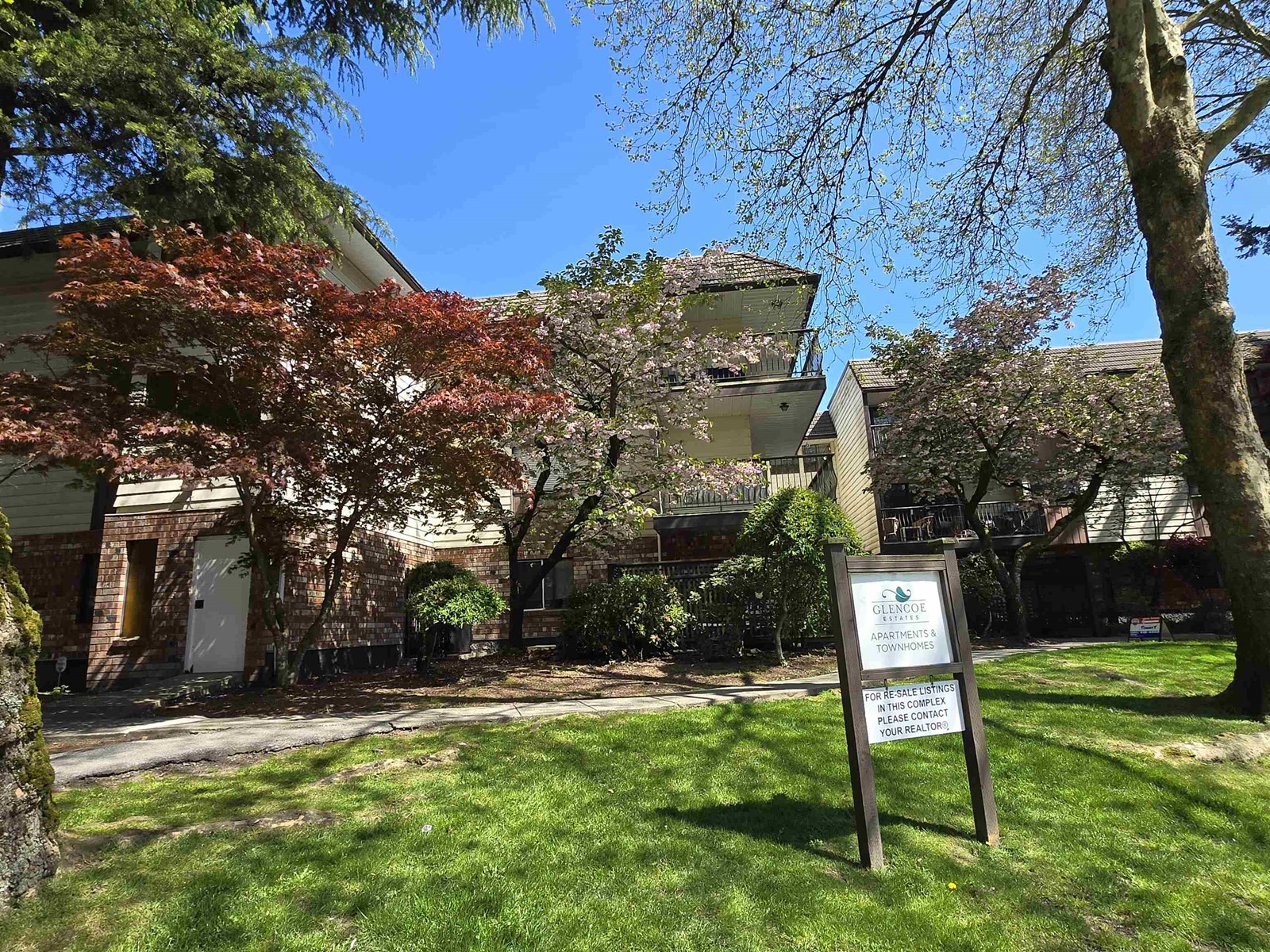 Property at 214 7426 138 STREET image 3