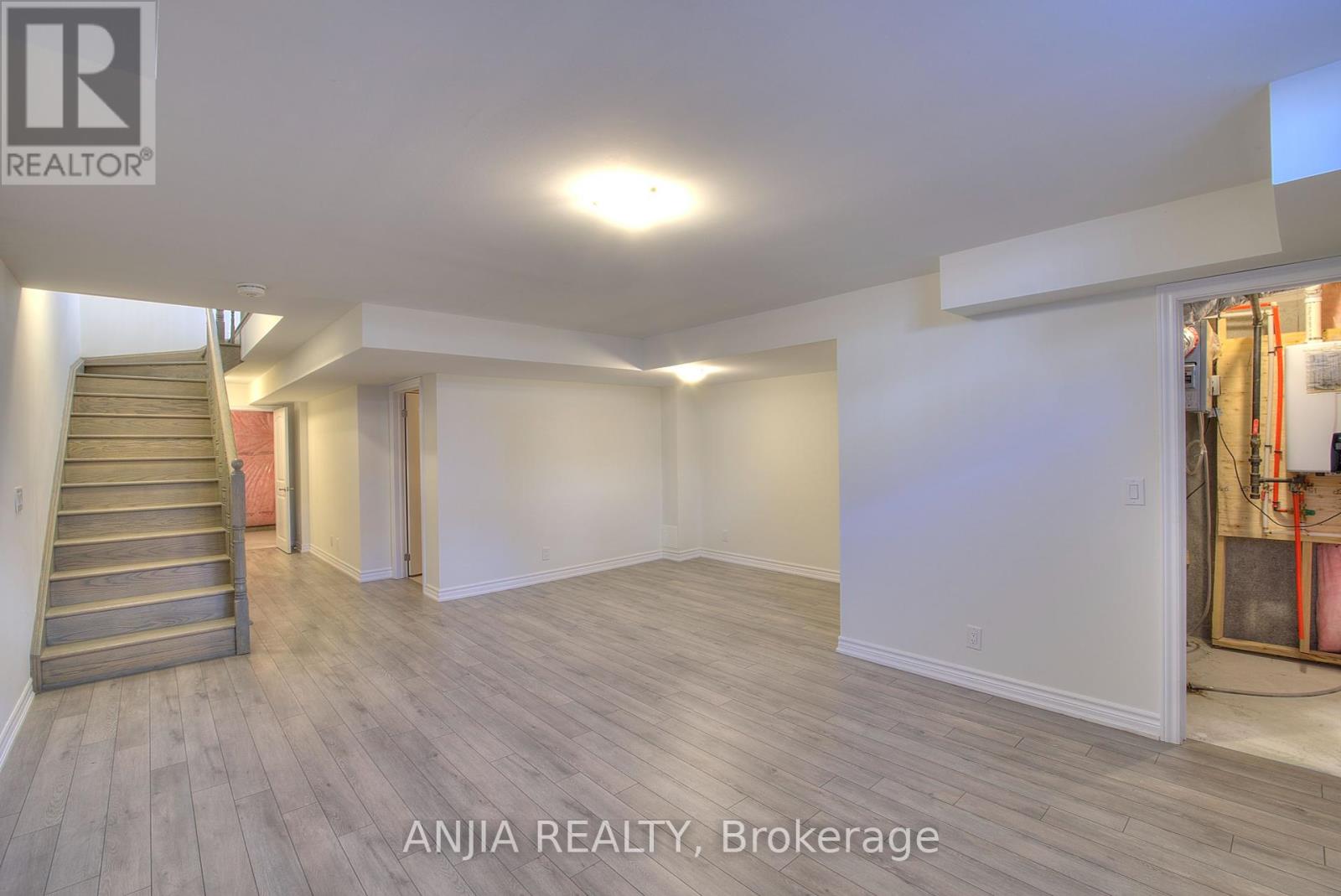 69 Freeman Williams Street, Markham, Ontario  L6C 3K4 - Photo 15 - N12142697