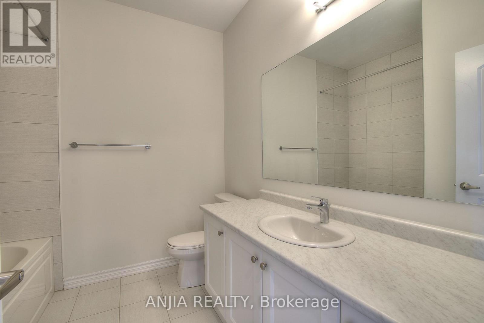 69 Freeman Williams Street, Markham, Ontario  L6C 3K4 - Photo 22 - N12142697
