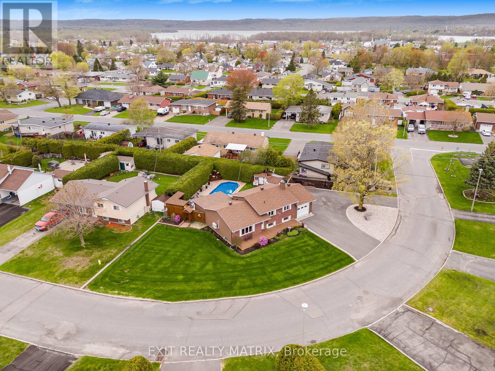 510 Parisien Street, Hawkesbury, Ontario  K6A 3B6 - Photo 32 - X12142796