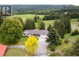 2240 97B Highway SE, salmon arm, British Columbia