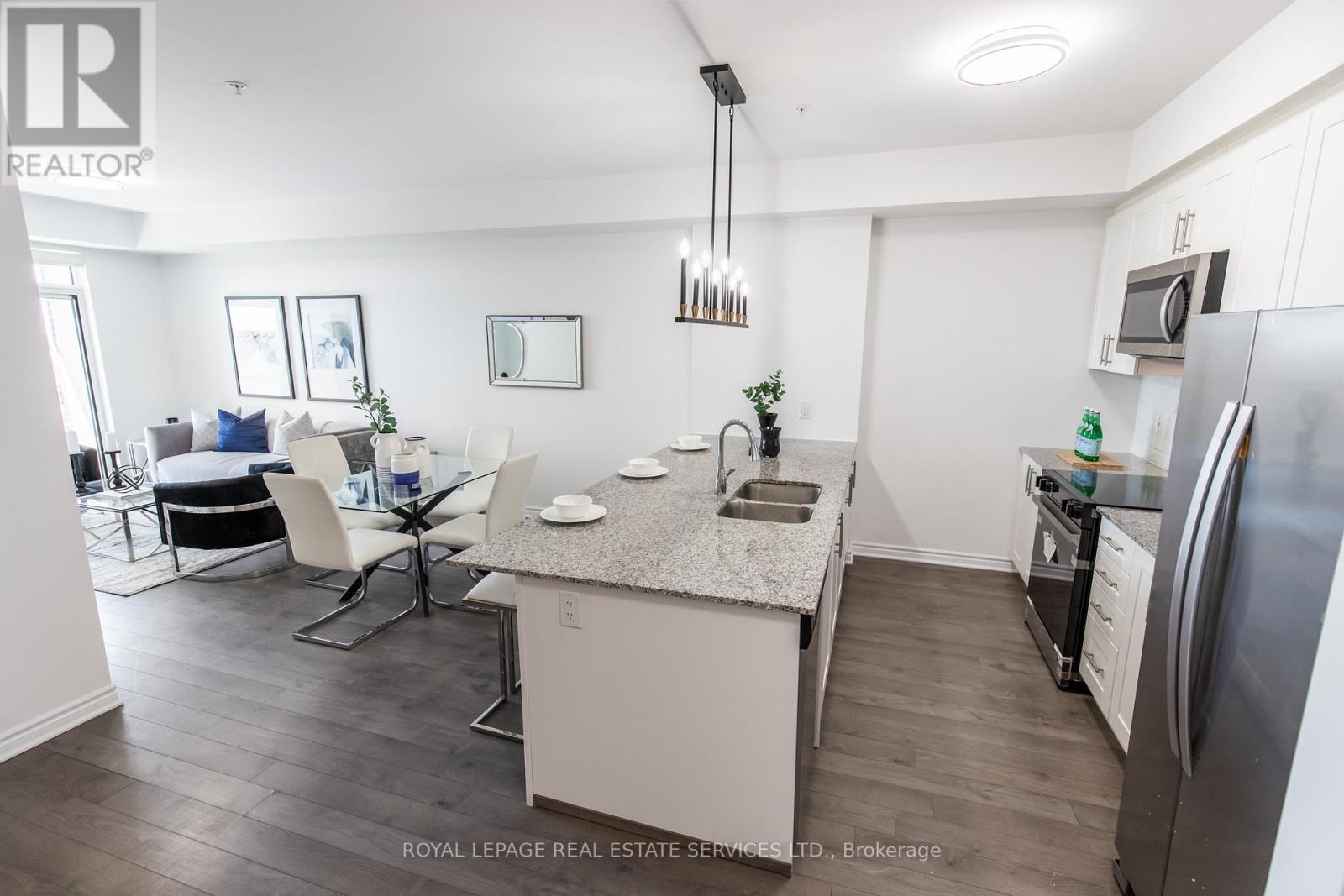 422 - 150 Oak Park Boulevard, Oakville, Ontario  L6H 3P2 - Photo 14 - W12142717