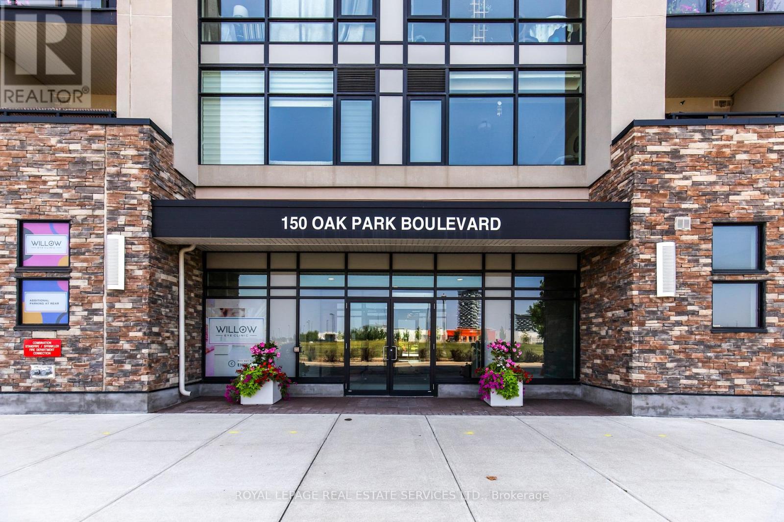 Property at 422 - 150 OAK PARK BOULEVARD image 3