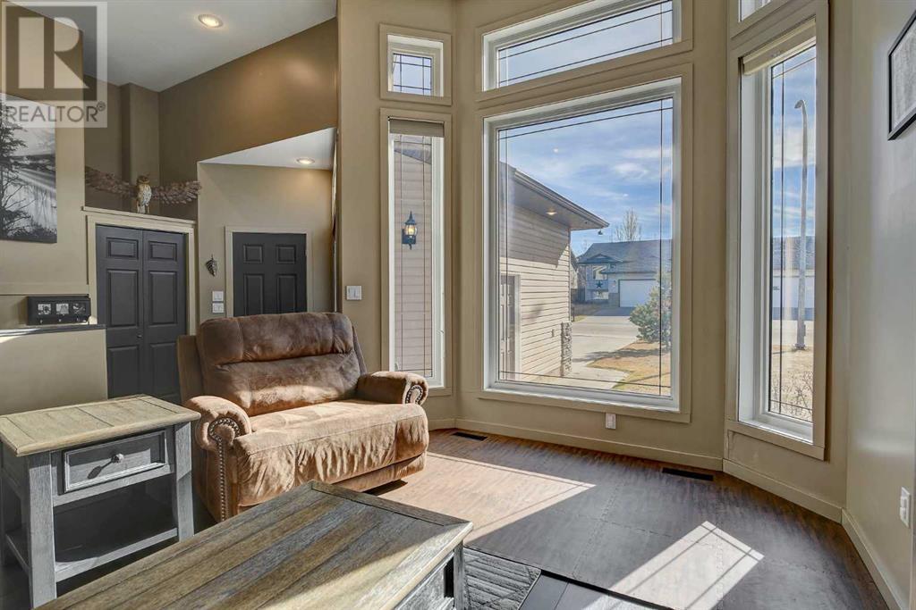Property at 12106 103B Street image 3