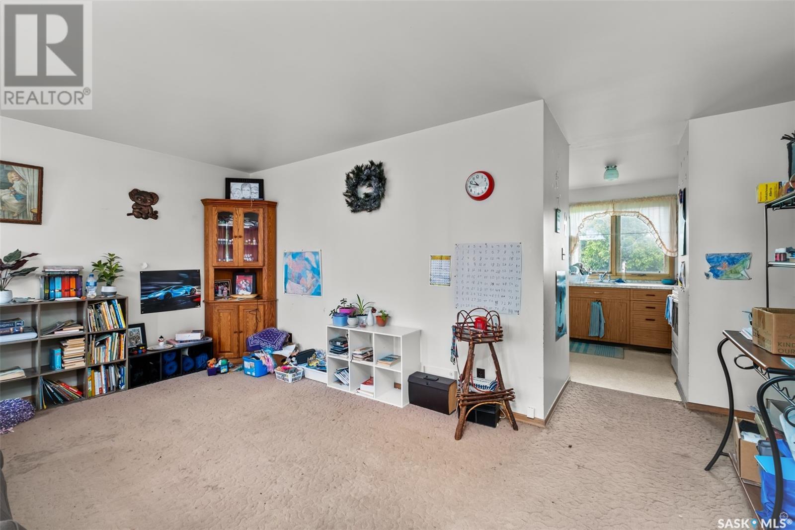 Property at 101 2nd AVENUE W image 5