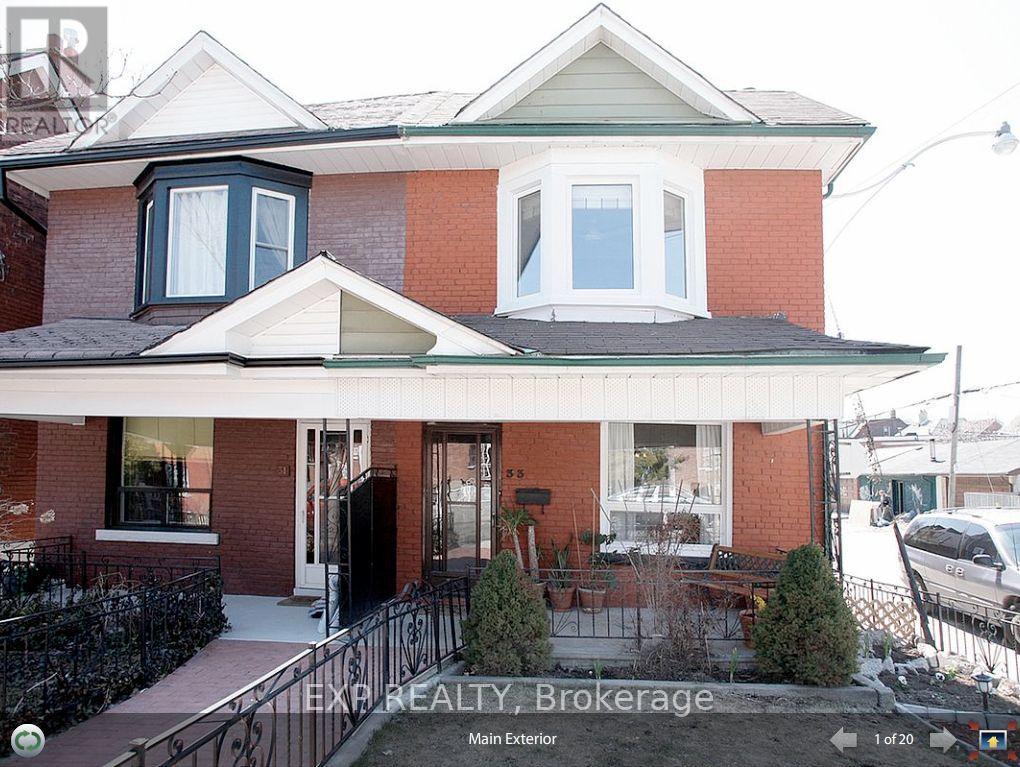Bsmt - 33 Page Street, Toronto, Ontario  M6G 1J3 - Photo 2 - C12142777