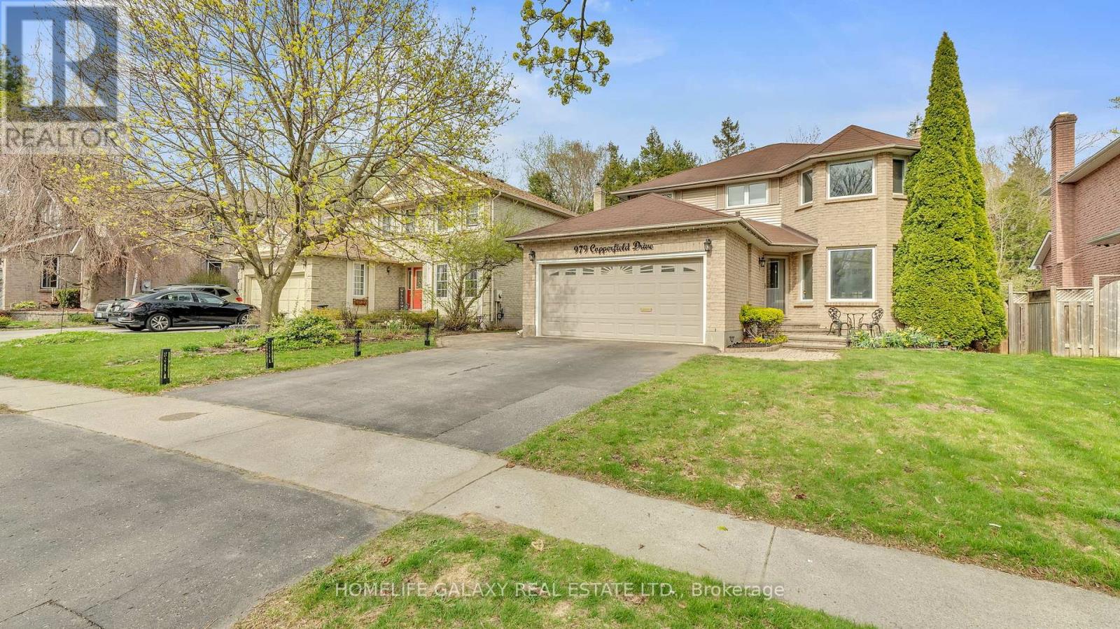 Property at 979 COPPERFIELD DRIVE image 2