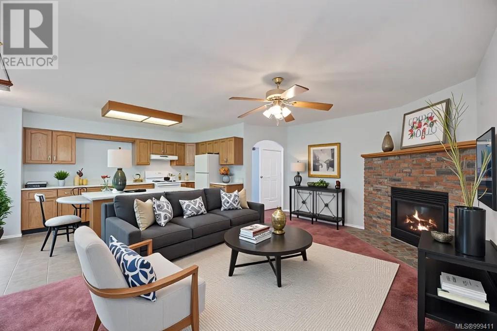 Property at 666 Totem Cres image 3