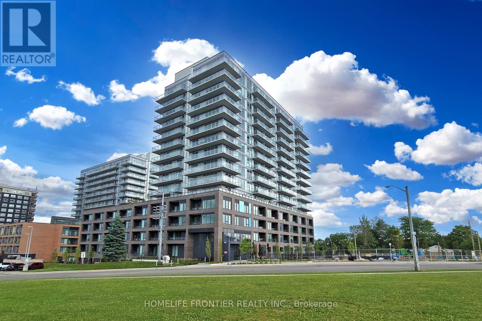 220 - 185 DEERFIELD ROAD, Newmarket, Ontario