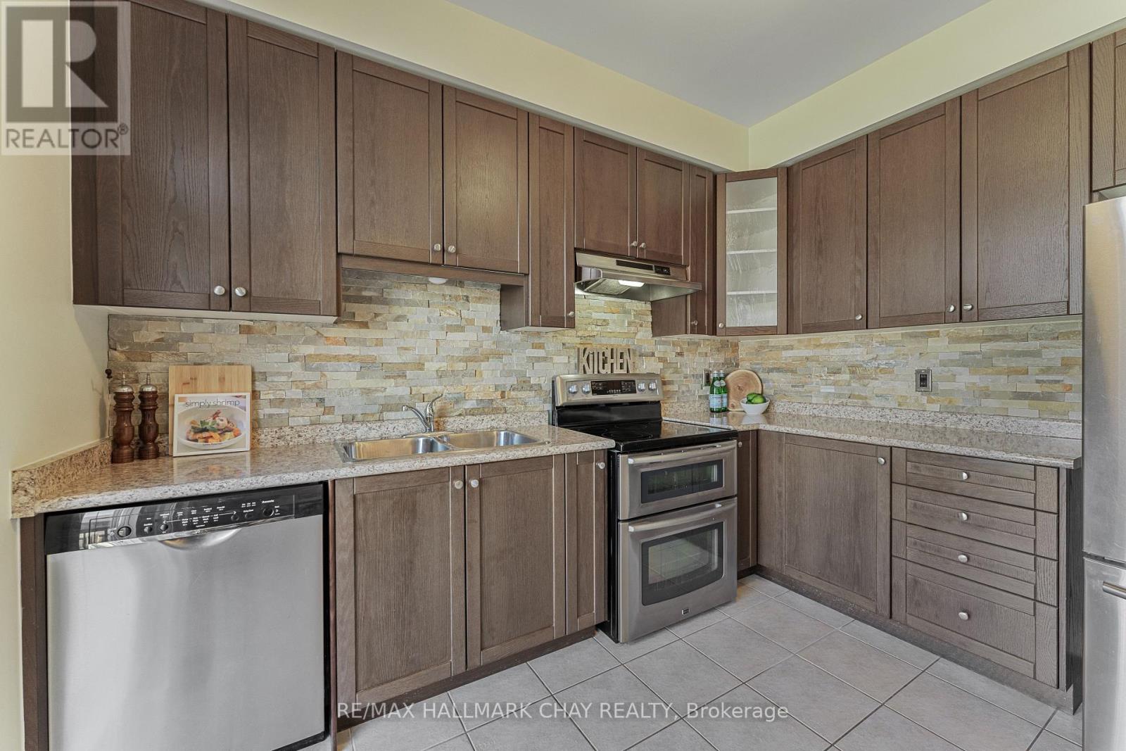 2170 Galloway Street, Innisfil (Alcona), Ontario  L9S 0H3 - Photo 12 - N12142802