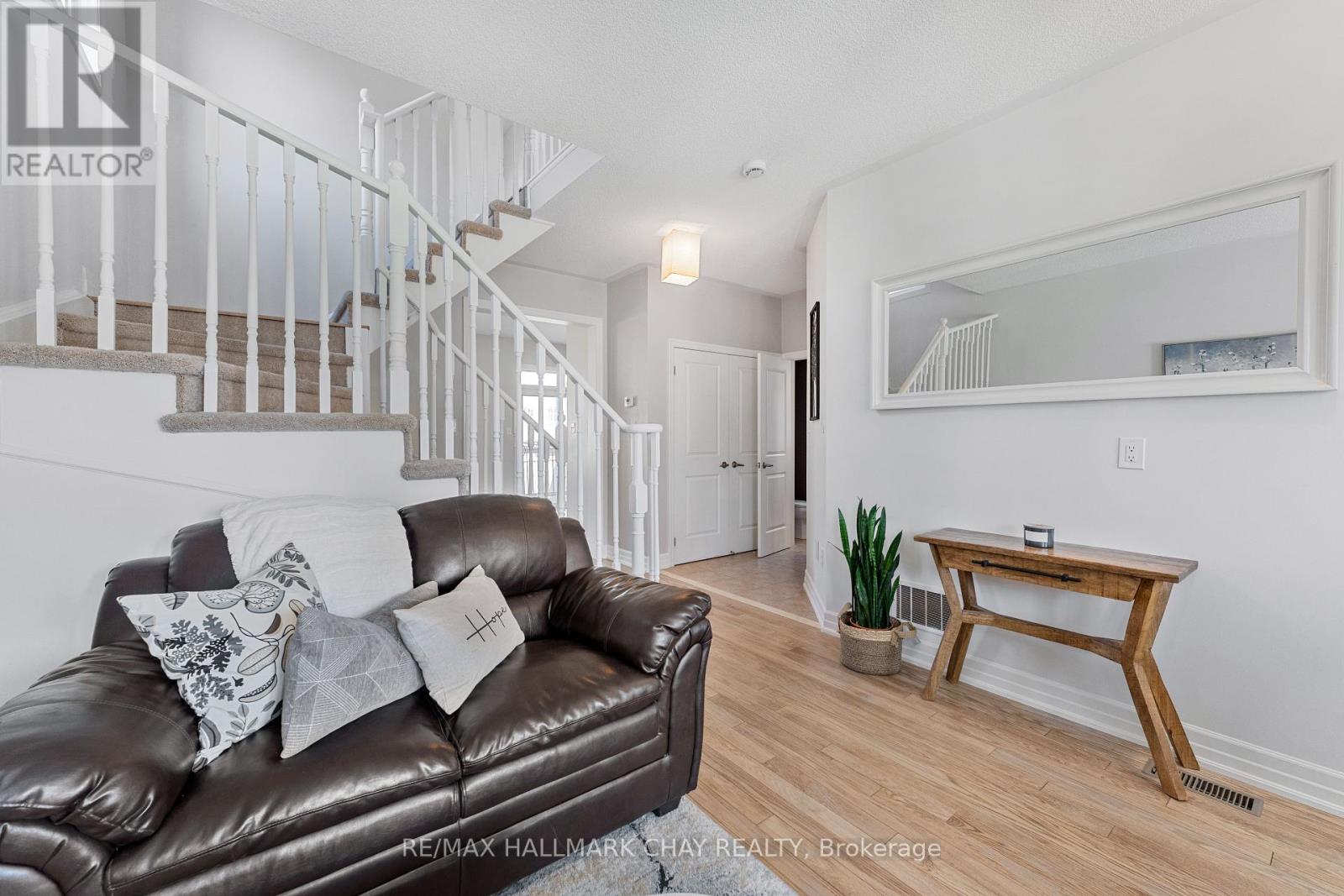 2170 Galloway Street, Innisfil (Alcona), Ontario  L9S 0H3 - Photo 6 - N12142802