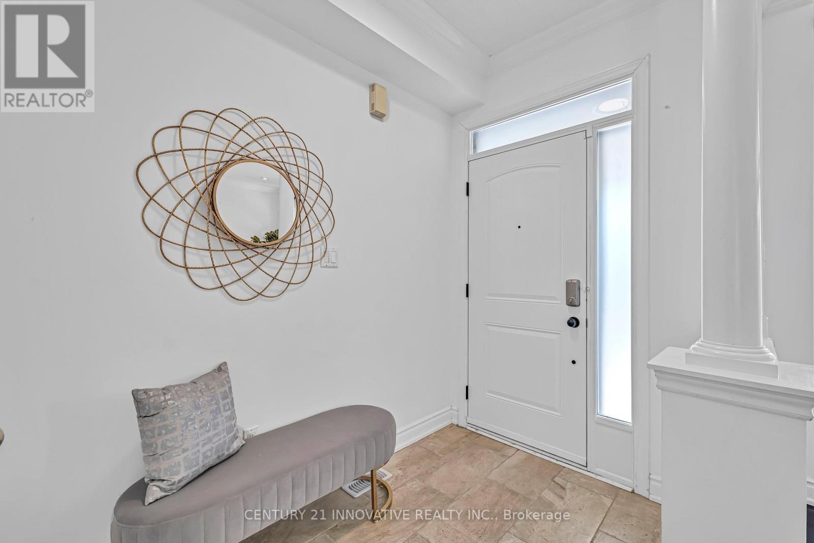 108 Chateau Drive, Vaughan, Ontario  L4H 3B3 - Photo 3 - N12142866