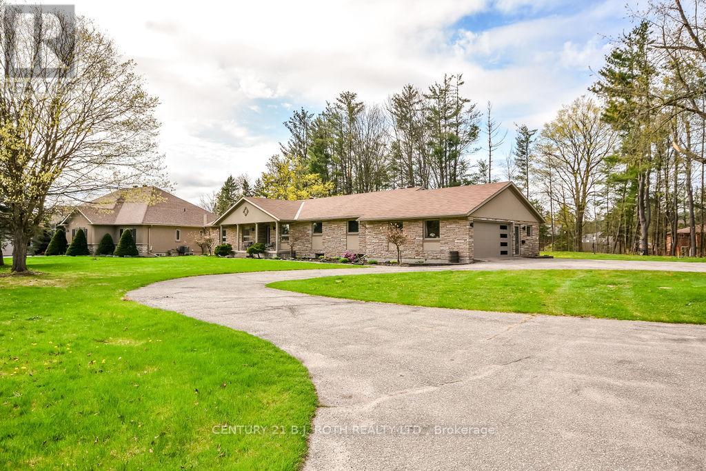 12 Noraline Avenue, Springwater, Ontario  L0L 1X1 - Photo 2 - S12142841