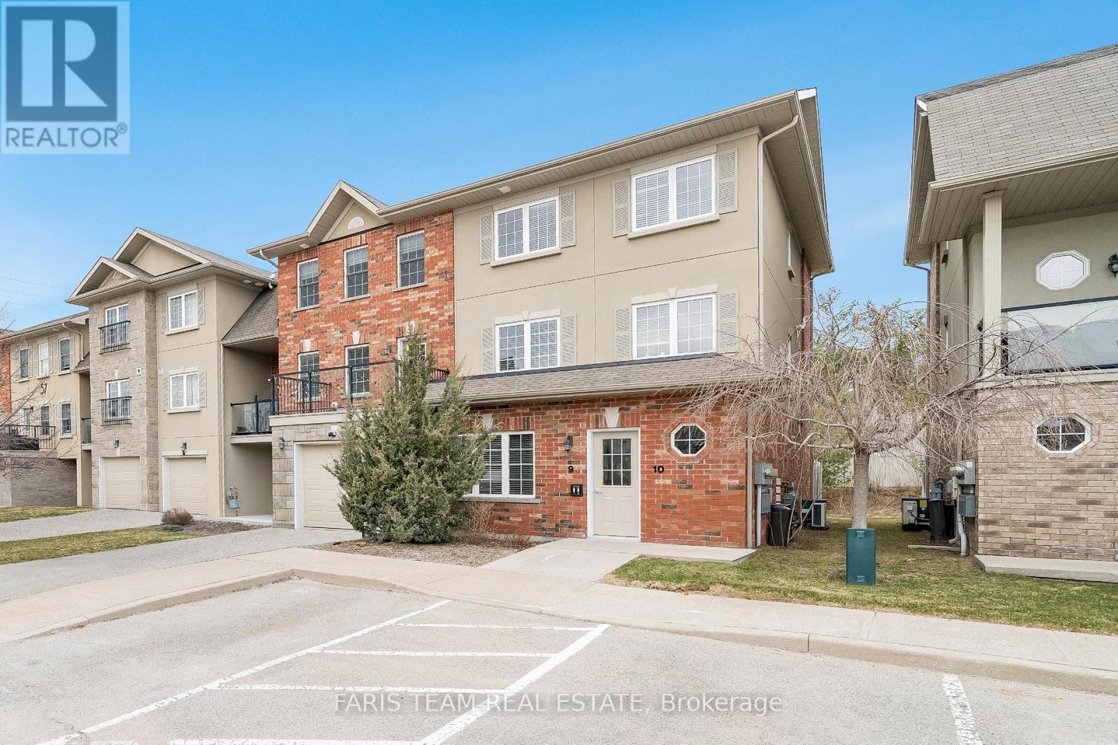 Property at 9 - 57 FERNDALE DRIVE S image 3