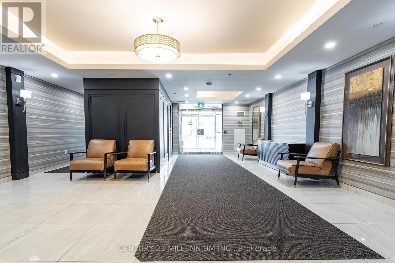 125 - 125 Shoreview Place W, Hamilton, Ontario  L8E 0K3 - Photo 4 - X12142493