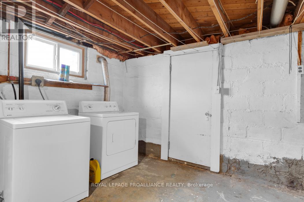 B - 21 Burton Street, Belleville, Ontario  K8P 1E5 - Photo 20 - X12142893