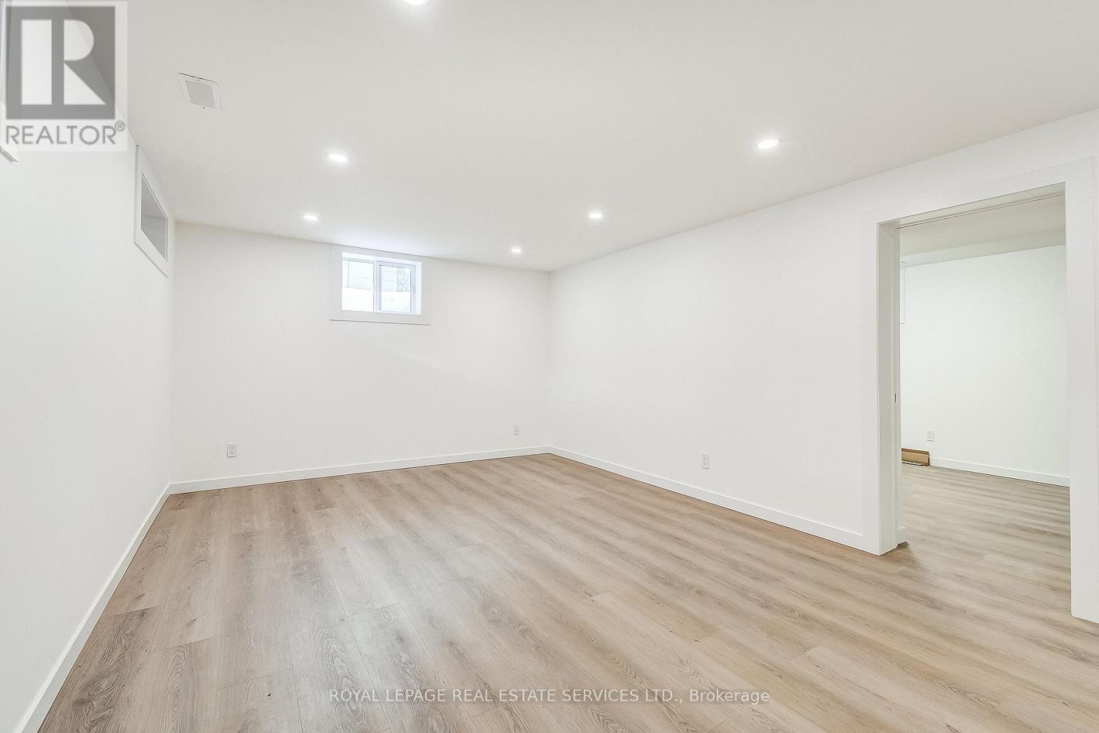 Lower - 1063 Lorne Park Road, Mississauga, Ontario  L5H 2Z9 - Photo 18 - W12142758